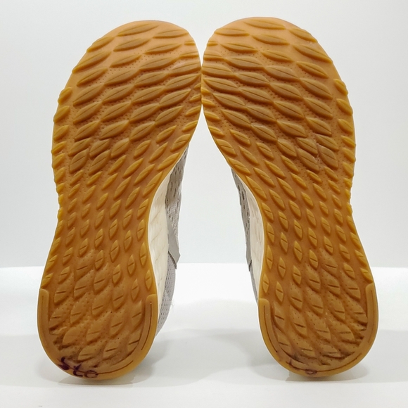 New Balance Fresh Foam Arishi V2 Running Shoes Womens Size 8.5 WARISRC2 - Picture 10 of 11